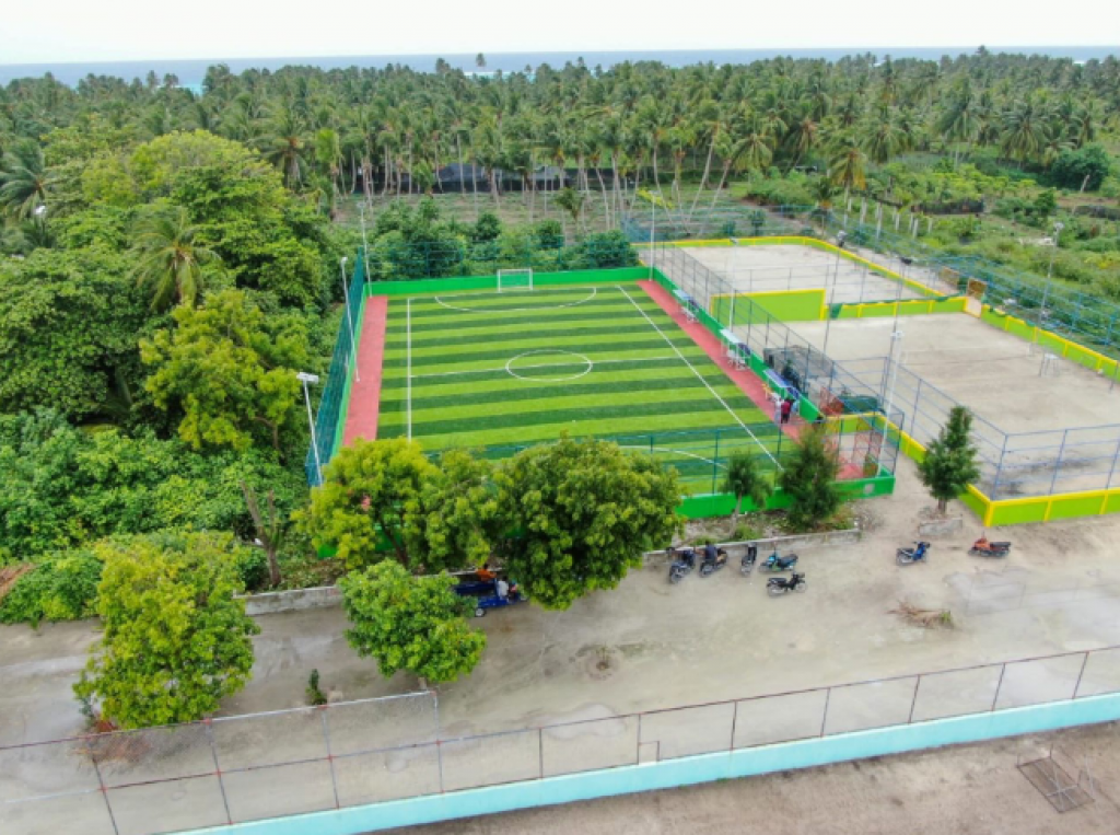 Thoddoo futsal dhanduge massakkaiy ninmaalaifi