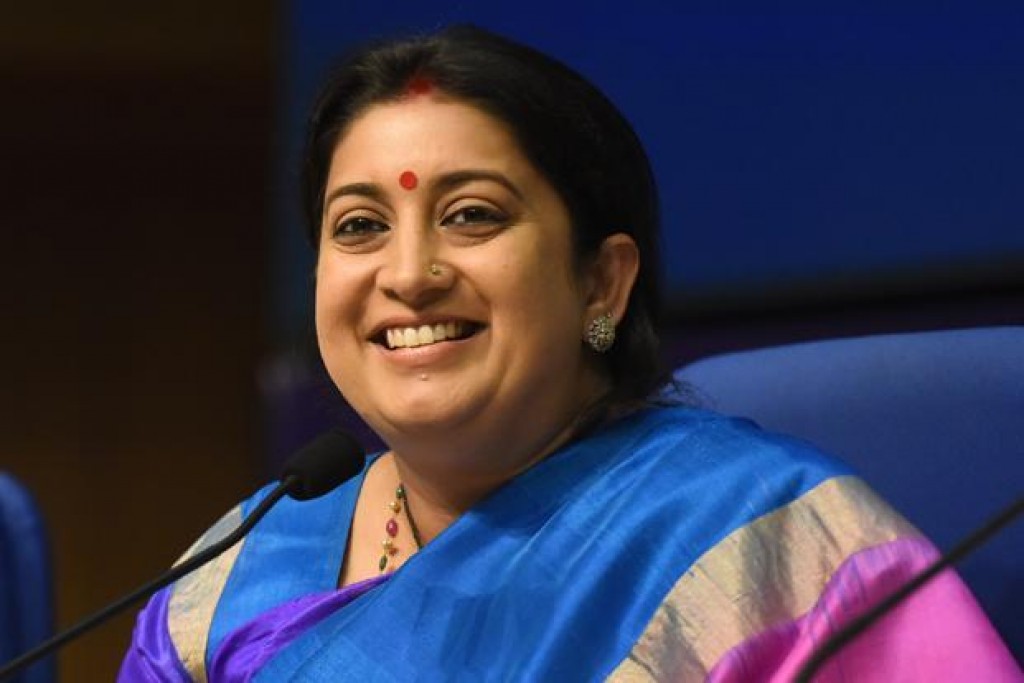 India ge Union Minister Smriti Irani Covid ah positive vehjje
