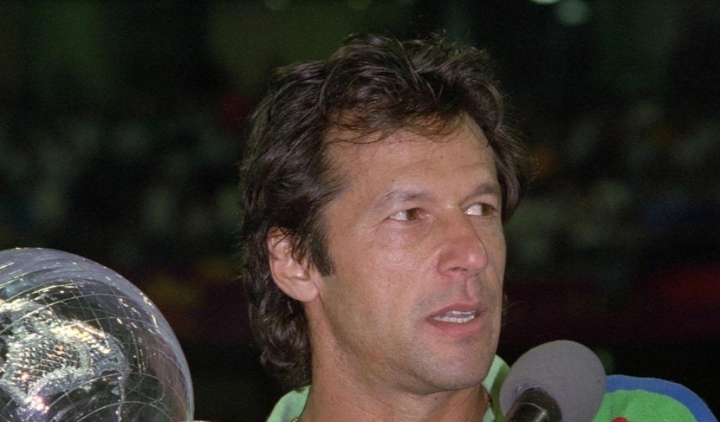Imran Khange hathurunge visnumakee Pakistan ge thaareekhunves Imran ge nan fuhelumeve.