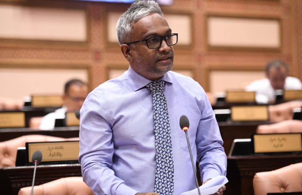 Hack kurumaai cyber crime ge kuththah kanda'alhai gaanoonul ugoobaathah islaahu hushahelhi islaahuge bahus fashaifi