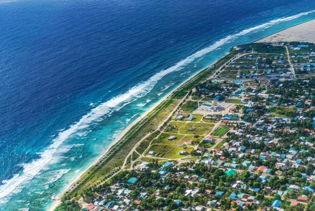 Thinadhoo gai maruvi meehehge hashigandu thahugeegah Male' gennanee 