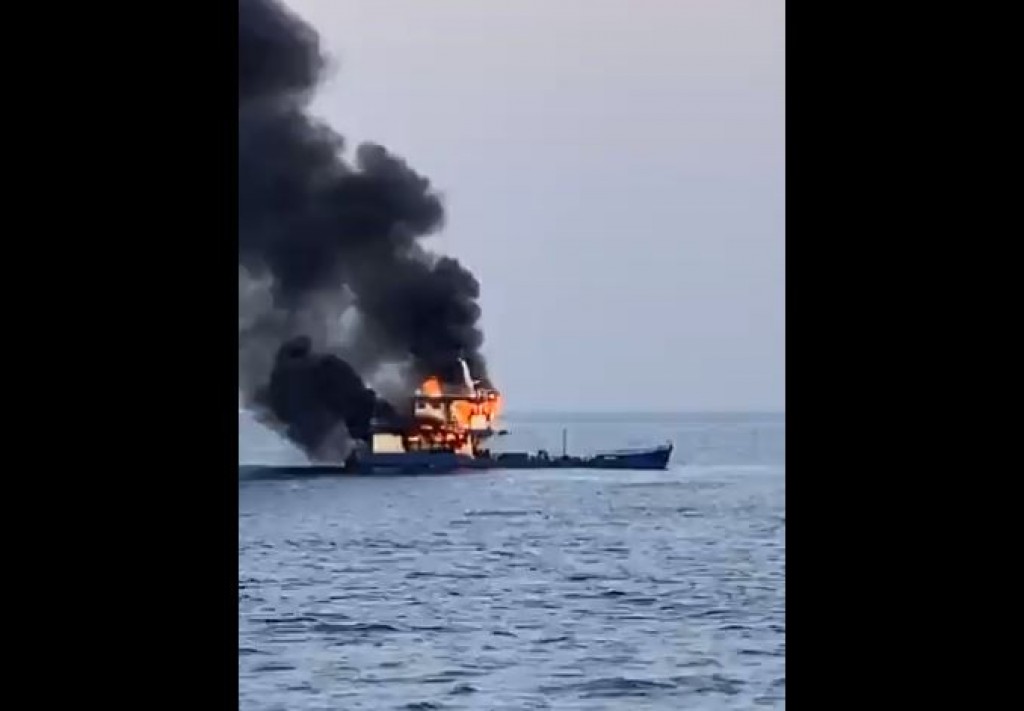 En'boodhoo finolhu kaireegai oiy theyo boat eh gai roavejje
