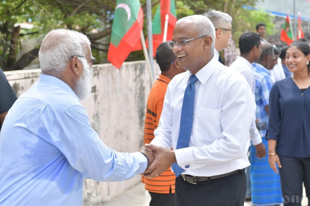 President arrives in Noonu Atoll Miladhoo