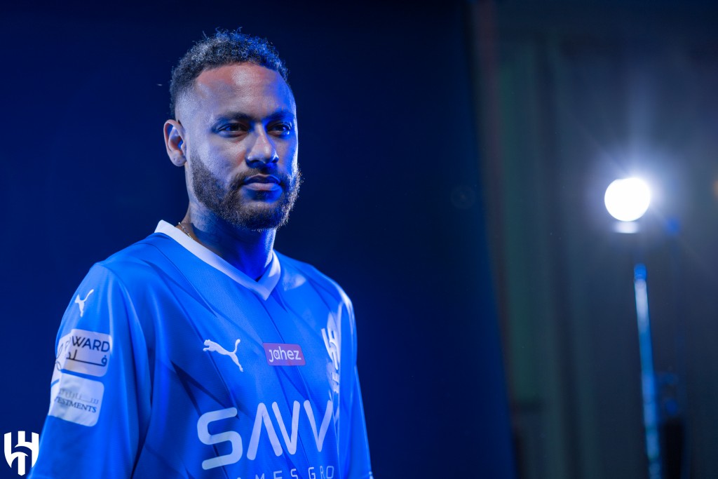 Beynun vanee kulhivaru thaareehuge aa safuhaaeh liyelan: Neymar