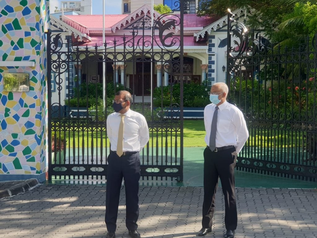 2 Raeesun ge bahdhaluvumah fahu Nasheed: Mi odi eh nufetheyne