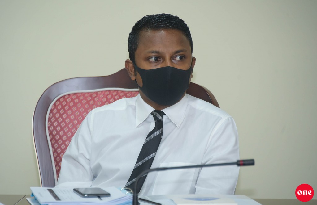 Verin ihulaastheri nuvaanama nizaamu badhalu kurumun vaane faidhaa eh noanaane: Usham