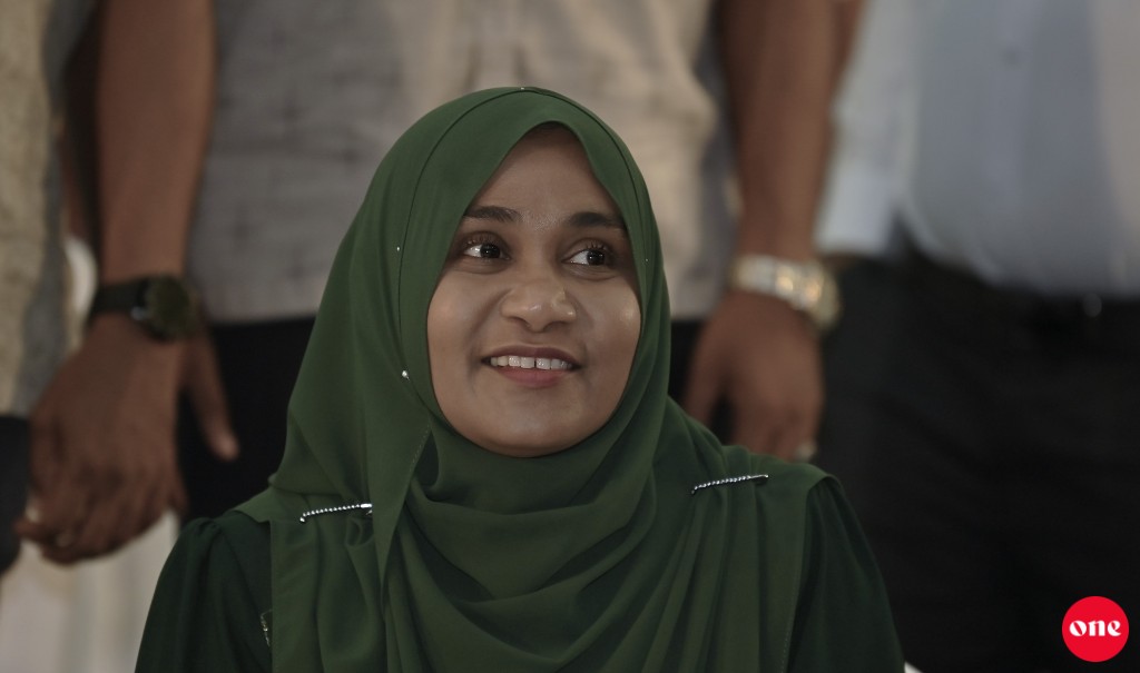 Hidhumaiy kurahvan beynunvevadaigannavaathee CSC in Madam Sajidha ah contract eh dhenee