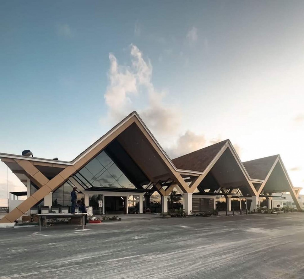 Faresmaathodaa Airport ah maadhamaa test flight jahsanee, Rasmeekoh hulhuvaanee anna angaara dhuvahu