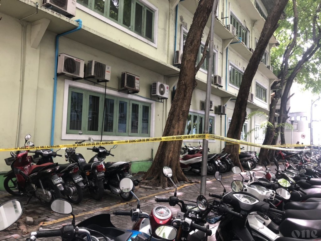 Huravee Building to be demolished, to build parking space and park