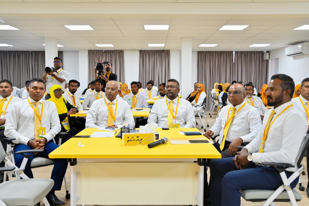 Laamarukazee nizaamu dhemehettumuge masahkaiy kurumah MDP ge councillor inn iguraaru vejje