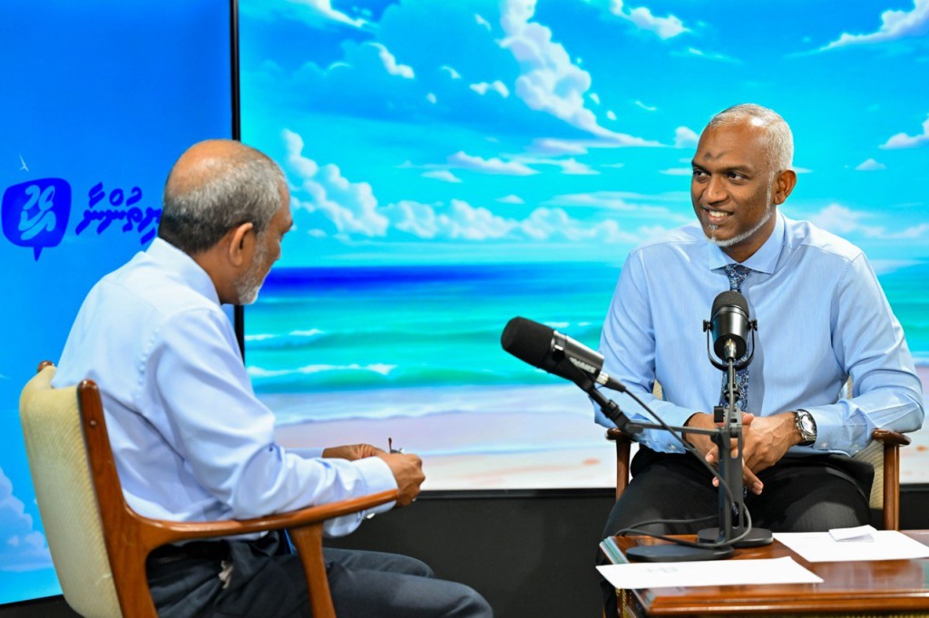 Rayyithunge suvaalu thakah javaabu dhevvumah Raees ge ''rayyithunnaa eku'' podcast miadhu fashanee