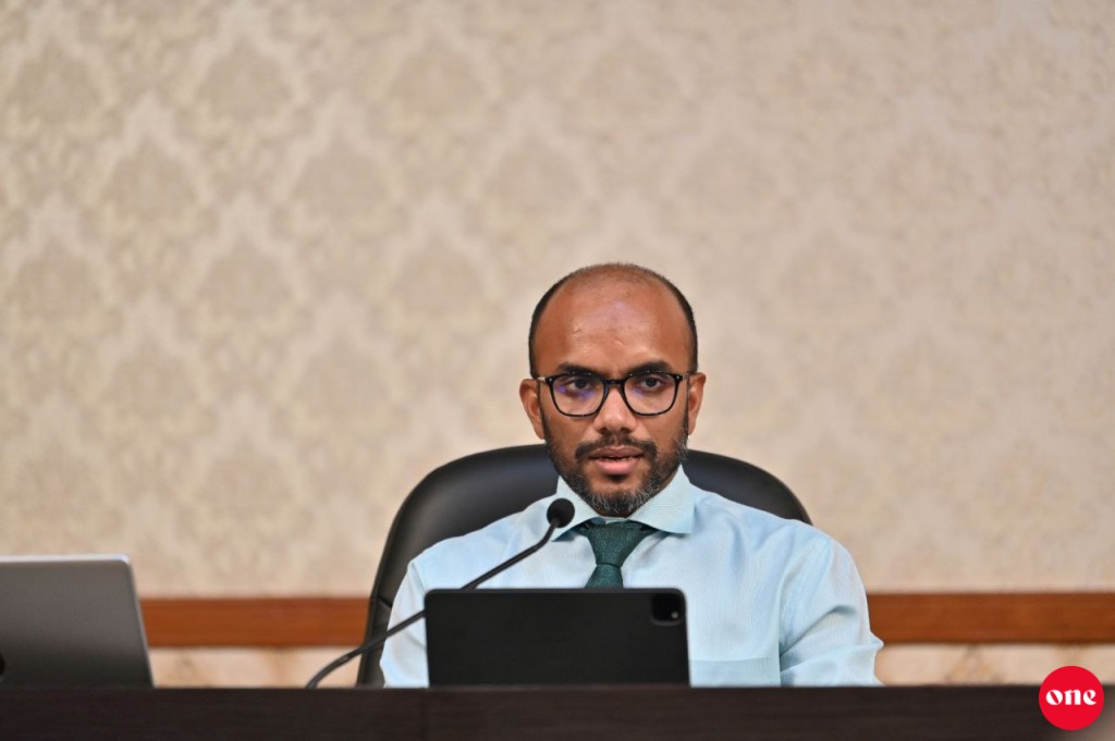 Dharivarunge adhadhah balaafai principalunge musaara ithurah boduvaane