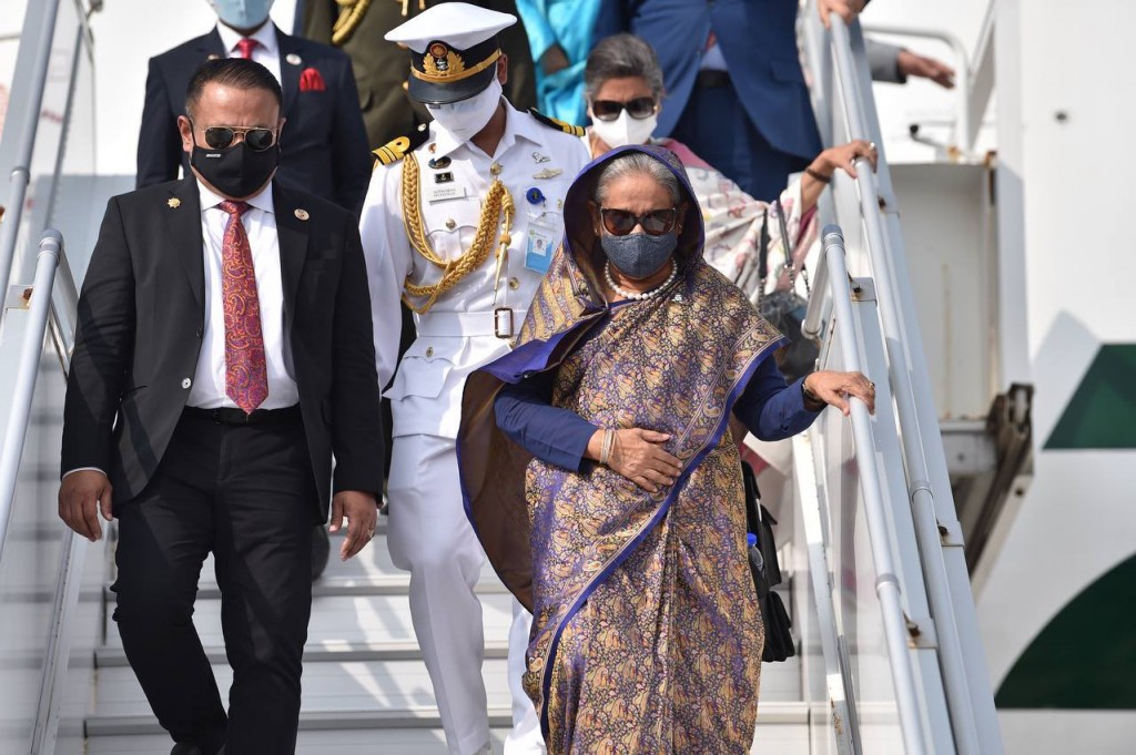Bangladesh ge boduvazeeru Sheikh Haseena Raajje vadaigenfi