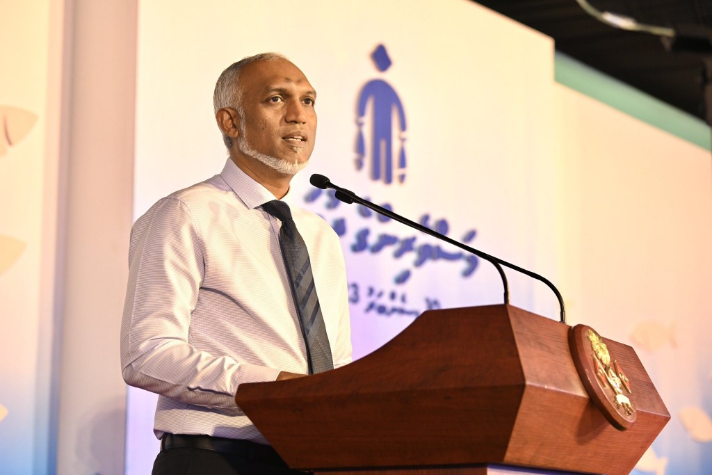 Masverikan zamaaneekoh, masverin thamreenu kurumah haassa institute eh ufahdhaanan: Raees