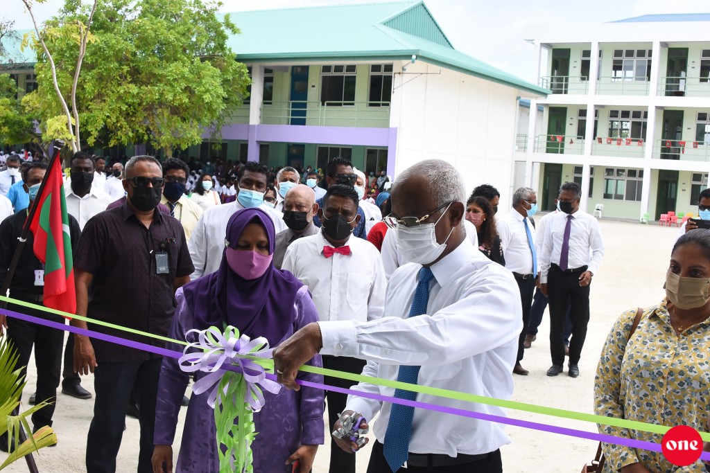 Naifaru madharusathul Ifthithaahuge aa imaaraaiy Raees hulhuvvaidhehvaifi