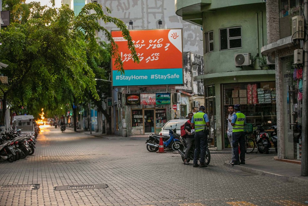 COVID aa gulhey bodu naseyhatheh: Adu ahaa! Bas ahaa!