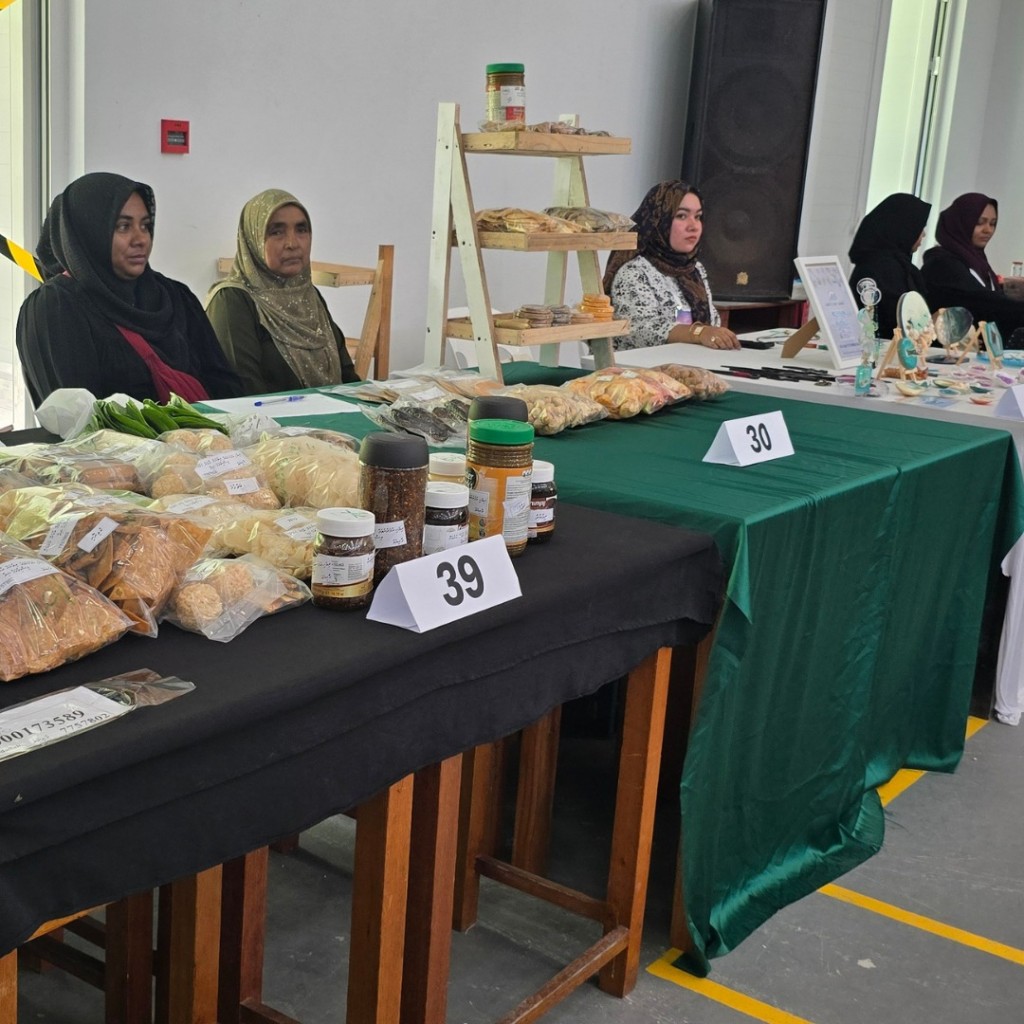 BCC in Addu aai Fuvahmulaku gai kaaboathakethi rahkaatheri kurumaa gulhey session thakeh