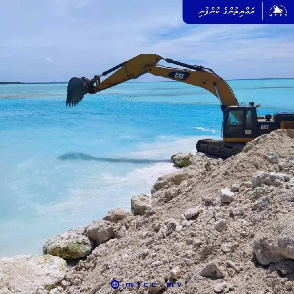 Fulhadhoo bandharu tharahggee kurumuge mashroou ge 50 insahtha masahkkai nimijje