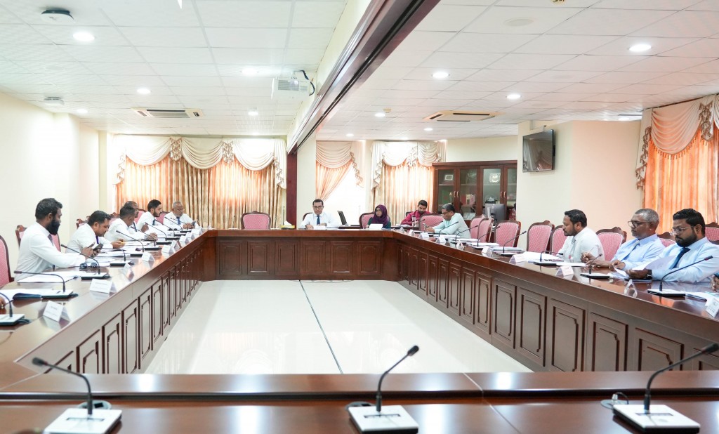 Urban sarahahdhuthah kandaelhumuge bill balaigane committee ah