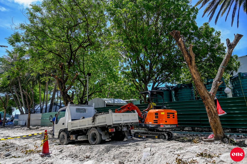 Ameenee magugai indhaafaihuree maguthakugai indhaa vahtharu gaheh noon: Miuvaan
