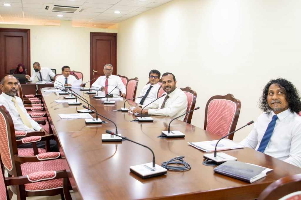 Ifthithaah hingun harudhanaa kurumah edhi member Shiyam hushahelhuvvi garaaru Committee innn beyrukollaifi