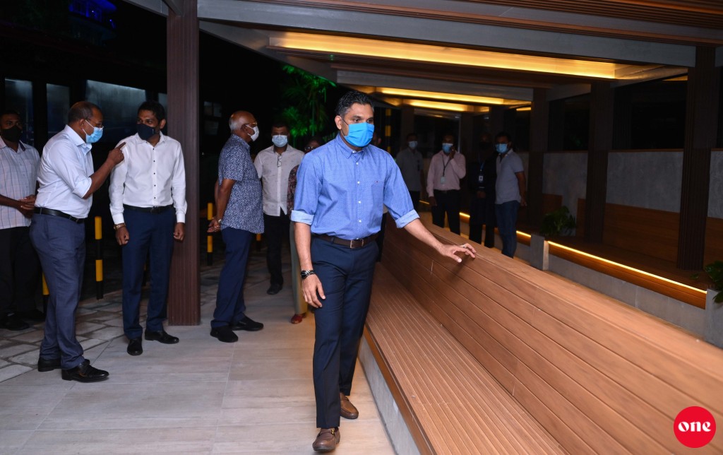 #OnePhoto : STO in hedhi bus stop aai park hulhuvun