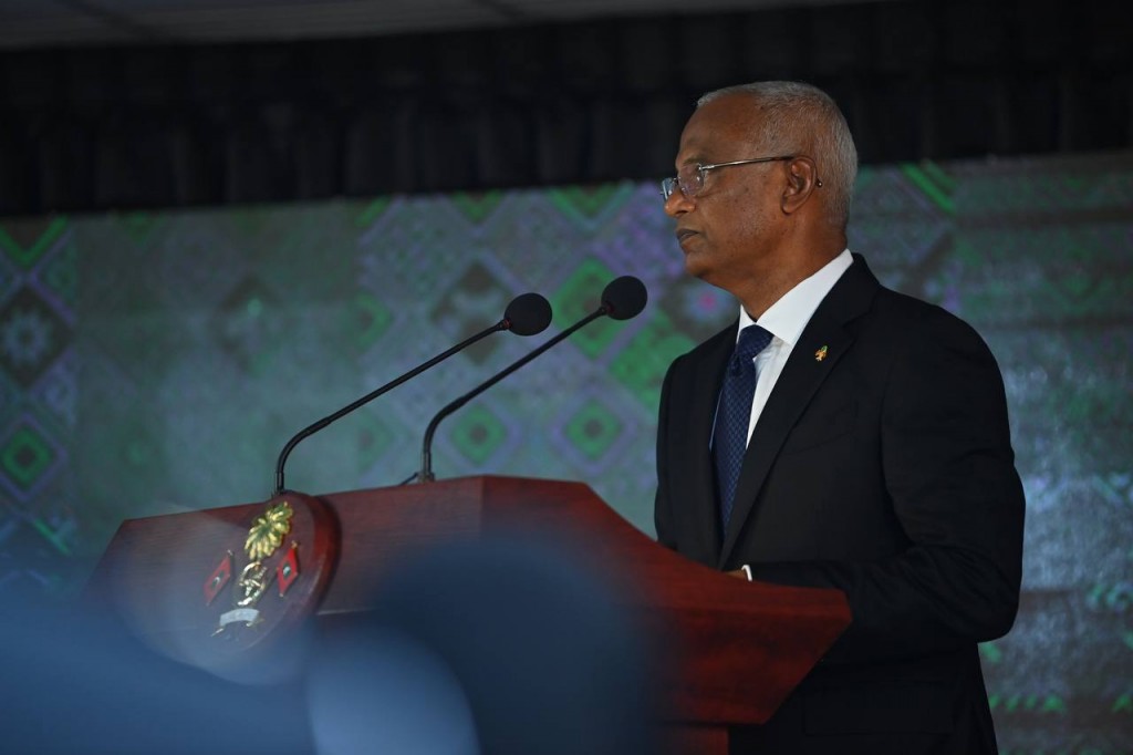 Gaidheen thibee harukashi fikuraai masthuge nurakkaatheri oivarehgai jehifai: Raees