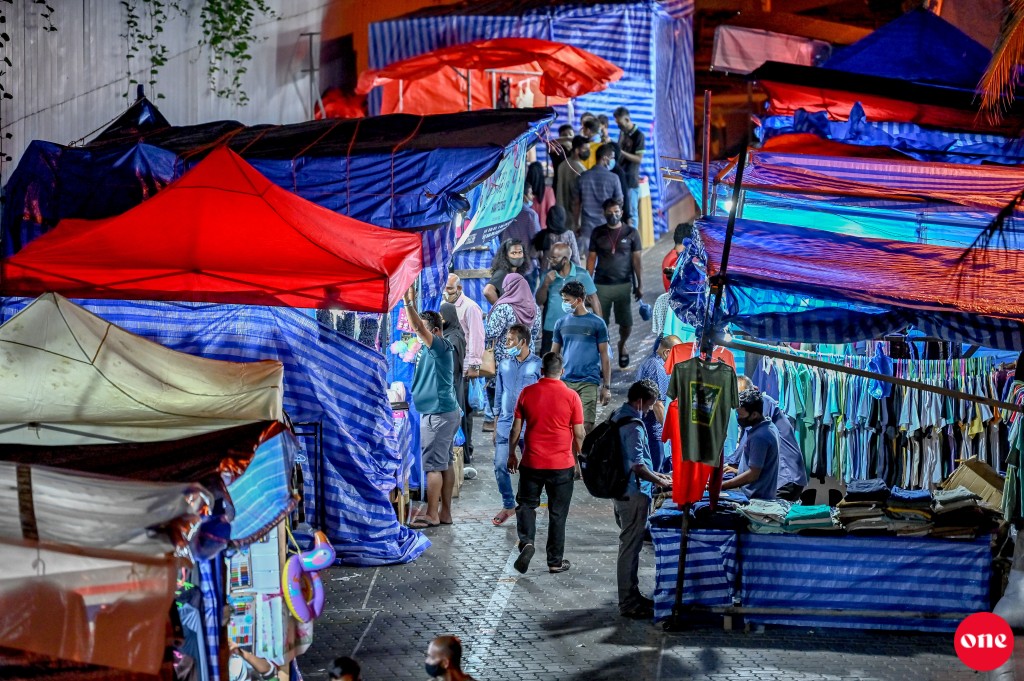 Male' gai anehkaaves night market eh baavvanee