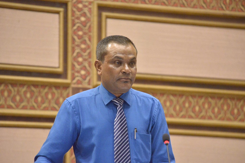 Kandima maruge mahsala: Kudahuvadhoo dhaairaa ge member Majlis ah kulli mahsala eh vahdhaifi