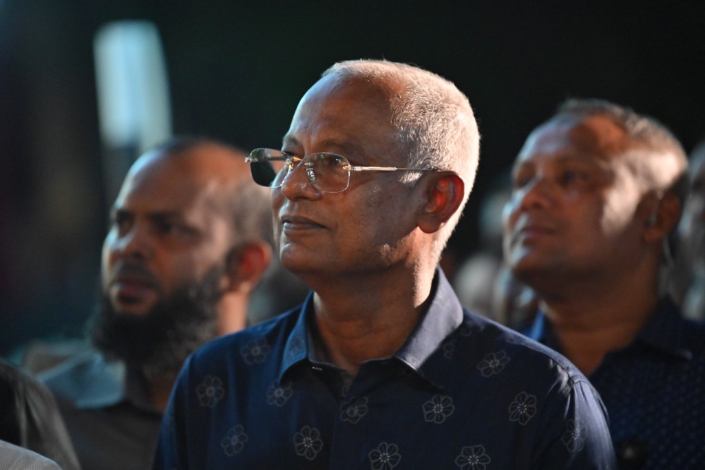 Retirement umuru 70 ah badhalukoh, 65 aharun matheege meehunnah dhey allowance 7000 rufiyaa ah bodukoffi