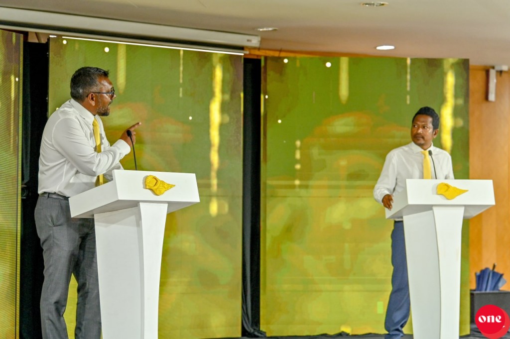 Bodu hiyaanaathuge listun nanthakeh Majlis in uni kuri, hageegee list nereynan: Fayyaz