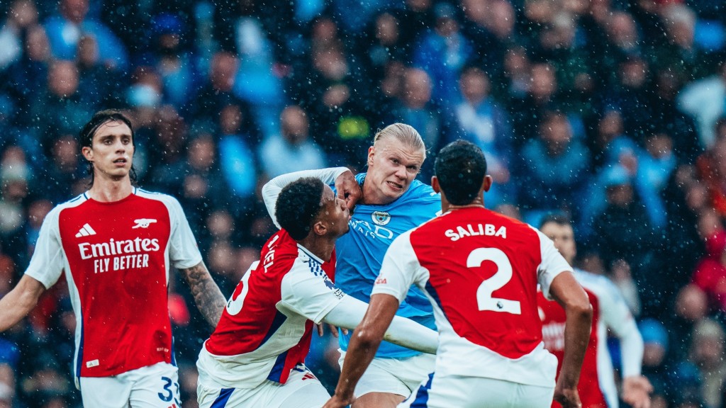 Raiy card akaa eku kulhemun dhiya Arsenal athun City ah point eh hoadhunee fahu sikunthu