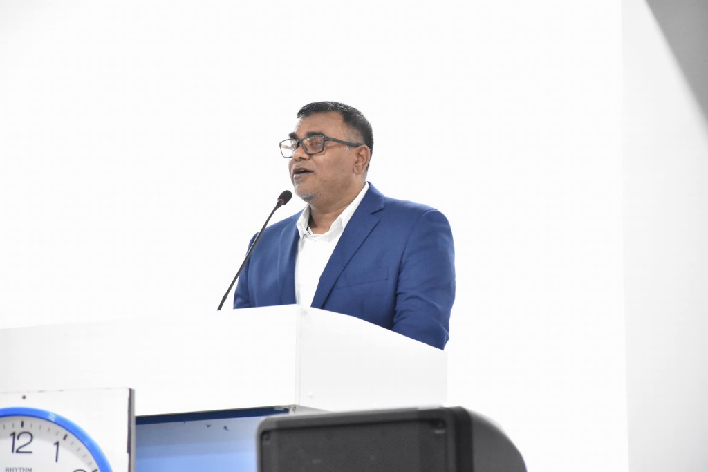 Chess raees Shiyaan ge isthiufaa: Club thakun kurin othee ithubaaru neiy kamah ninmaafai