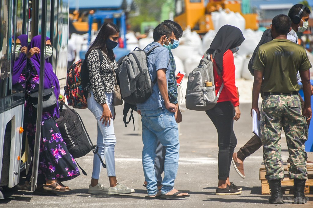 Quarantine fee thah boduve, dharivarun haas kamehgge thereyah