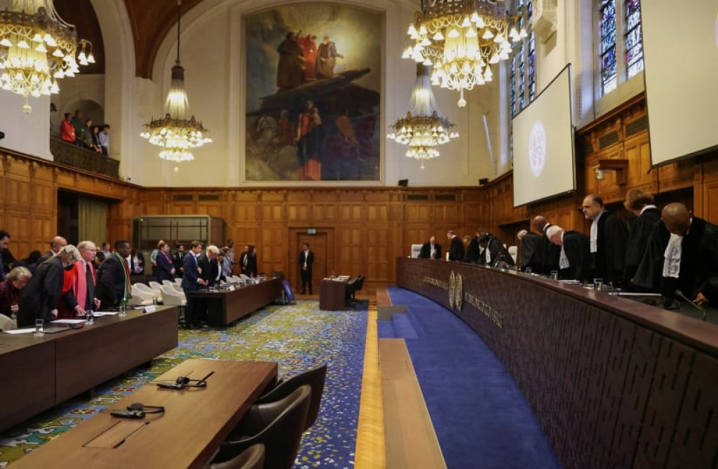 Israel in Rafah ah dhey hamalaa thah vaguthun huhtaalan Dhuniyey ge court in amurukoffi