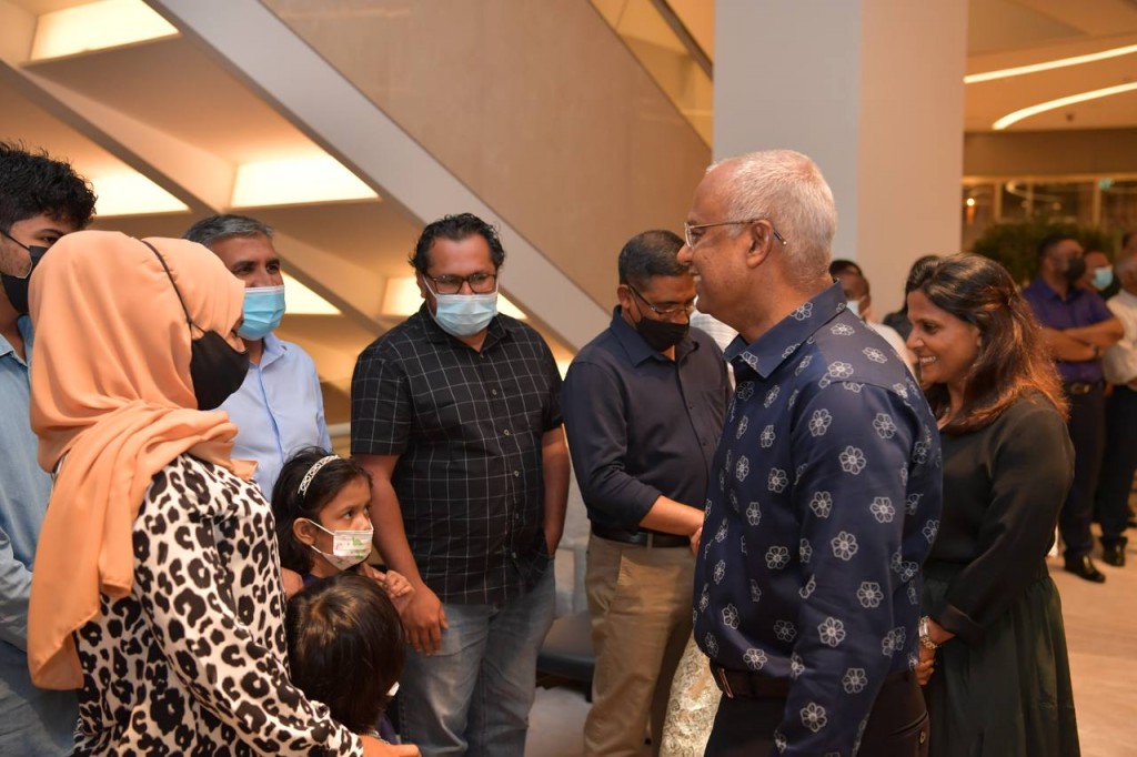 UAE gai dhiriulhey dhivehinnaa, Raees ge dhekan'balun bahdhalu kurahvaifi