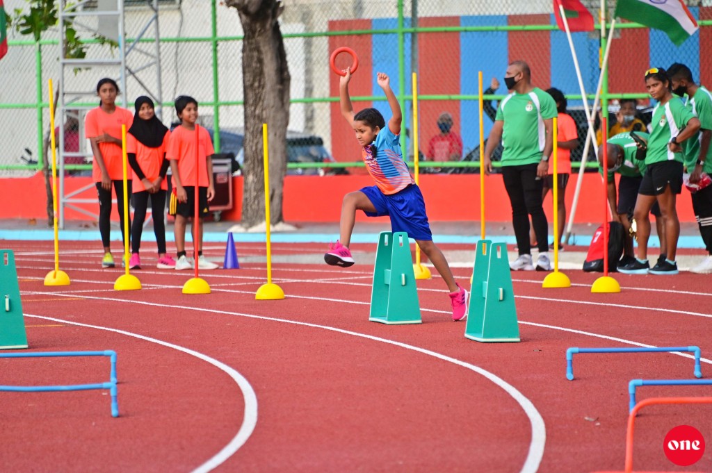 Park thakaai track thah bandhu koh, kulhivaru kulhumaai mubaaraaiy thah beyhvun manaakohfi