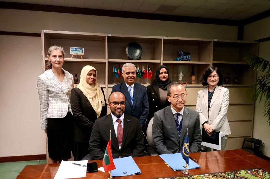 Covid vaccine gudhan kuran ADB in 10 million dollar ge hiley ehee dheefi