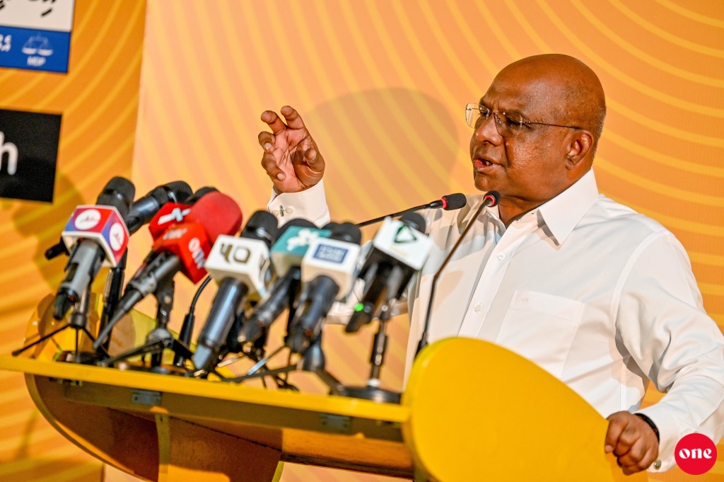 Raajjey ge igthisoadhu kolhah jehi formula akee kobaitho gaumuthakun suvaalu kurey: Shahid