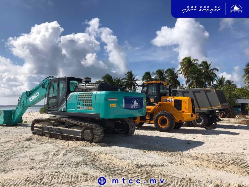Rakeedhoo gondudhoh himaayaiy kurumuge masahkaiy fashan thayyaaru vejje