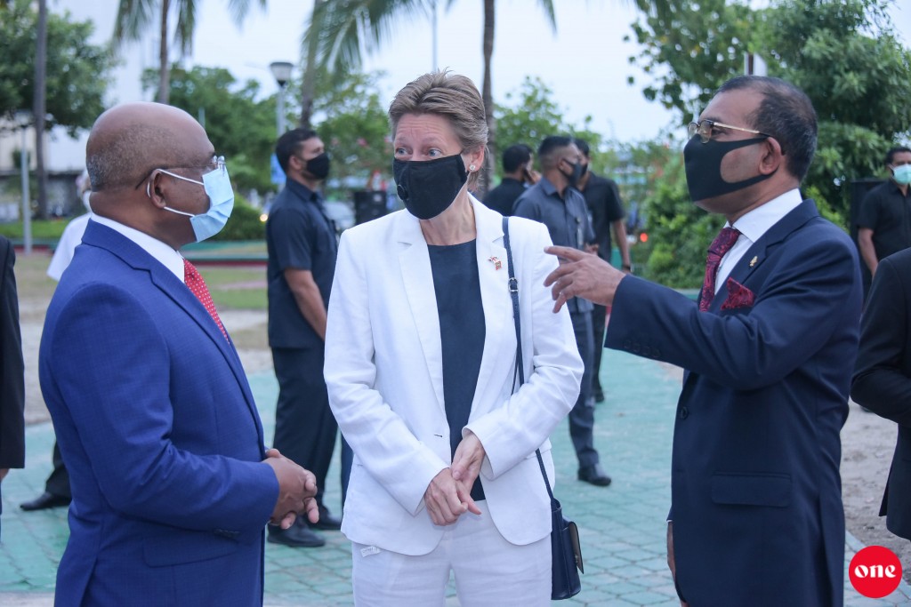 Shahid ah alhugan'duge furihama thaaeedhu eba oiy: Raees Nasheed