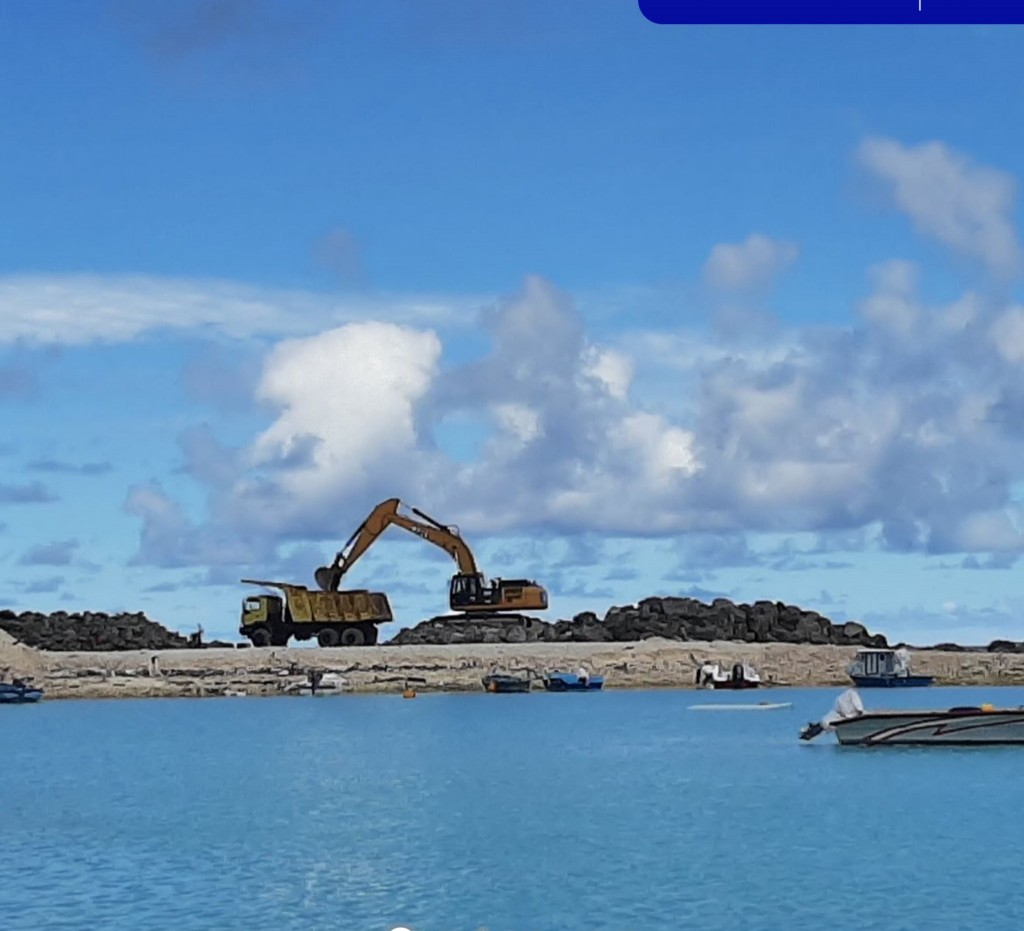 Miladhoo bandharah alah ithuru kurevey sarahahdhuge bodu baeh nimijje