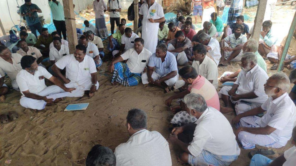 Lank in India ge masverin hayyaru kuraathee muzaaharaa kuranee