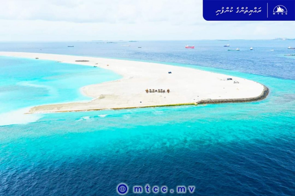 Gulhifalhu port mashroou huttuvan court amureh nudhin