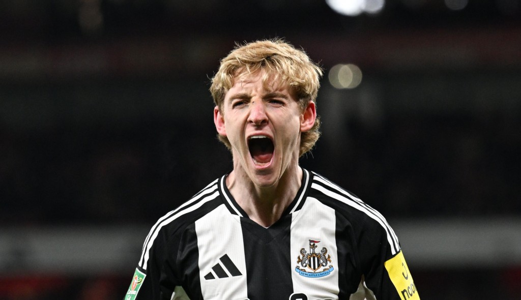 Arsenal dhandugai molhuve, Newcastle final aa gaathah