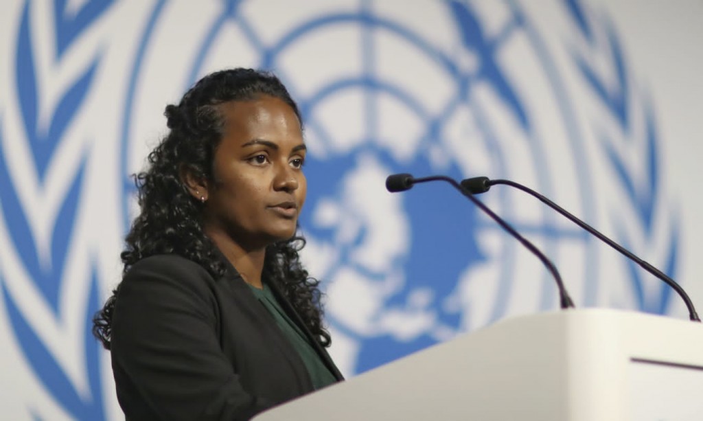 Kandu thah dhemehettenivi gothugai beynun kurumah emmen gulhigen masakkai kuran jehey: Shauna