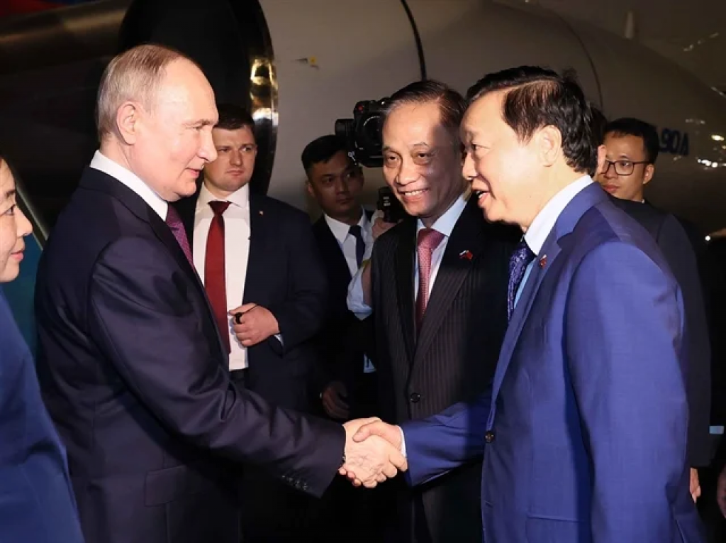 Russian President Putin arrives in Vietnam for state visit