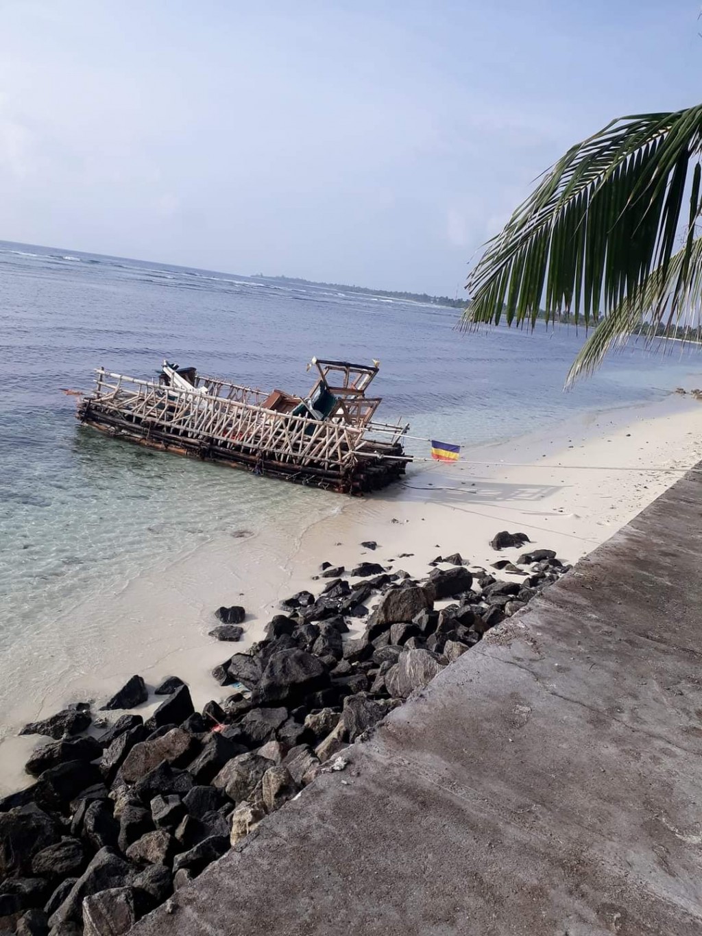 Hulhudhoo Bomaafannah Romania ge dhidha negi kan'dhufahcheh, leyves huri!