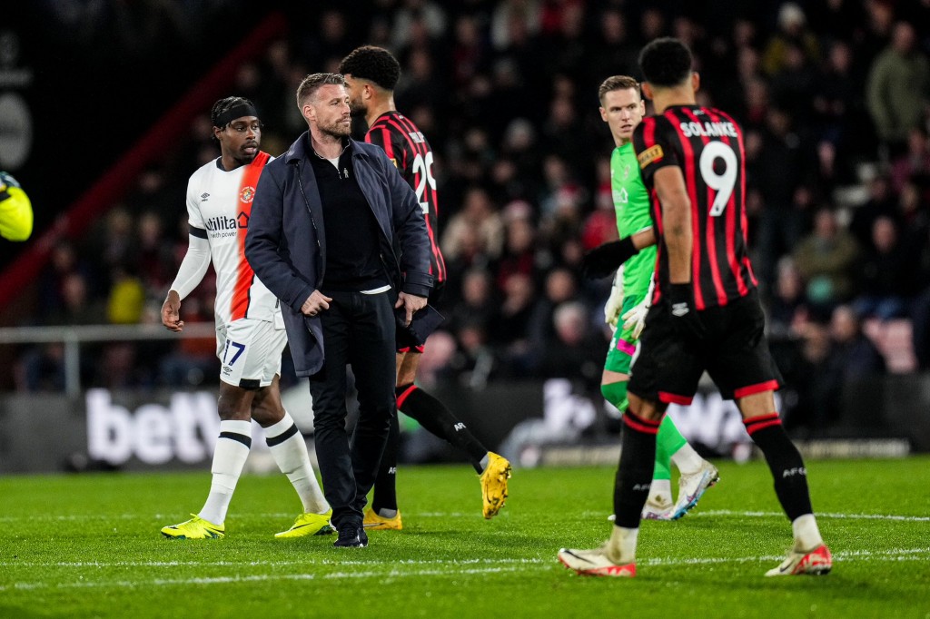 Luton captain Lockyer dhandu mahchah vettumaaeh match huttaalaifi