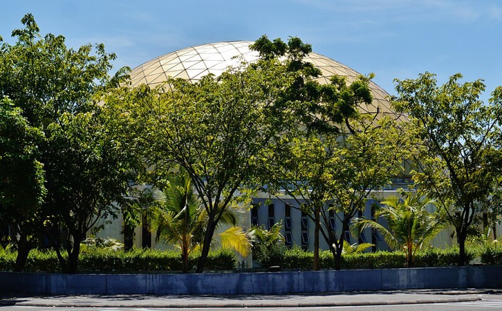 Ooredoo in Hulhumale ge bodu miskiy AC kuranee